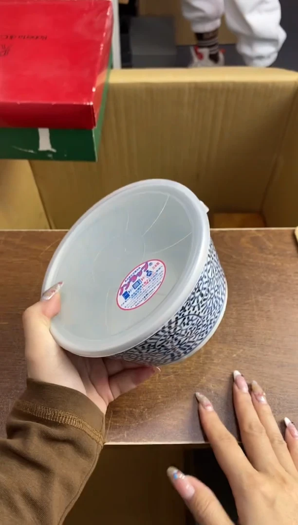 【闪购商品】瓷片隆莲瓷器欢迎大家