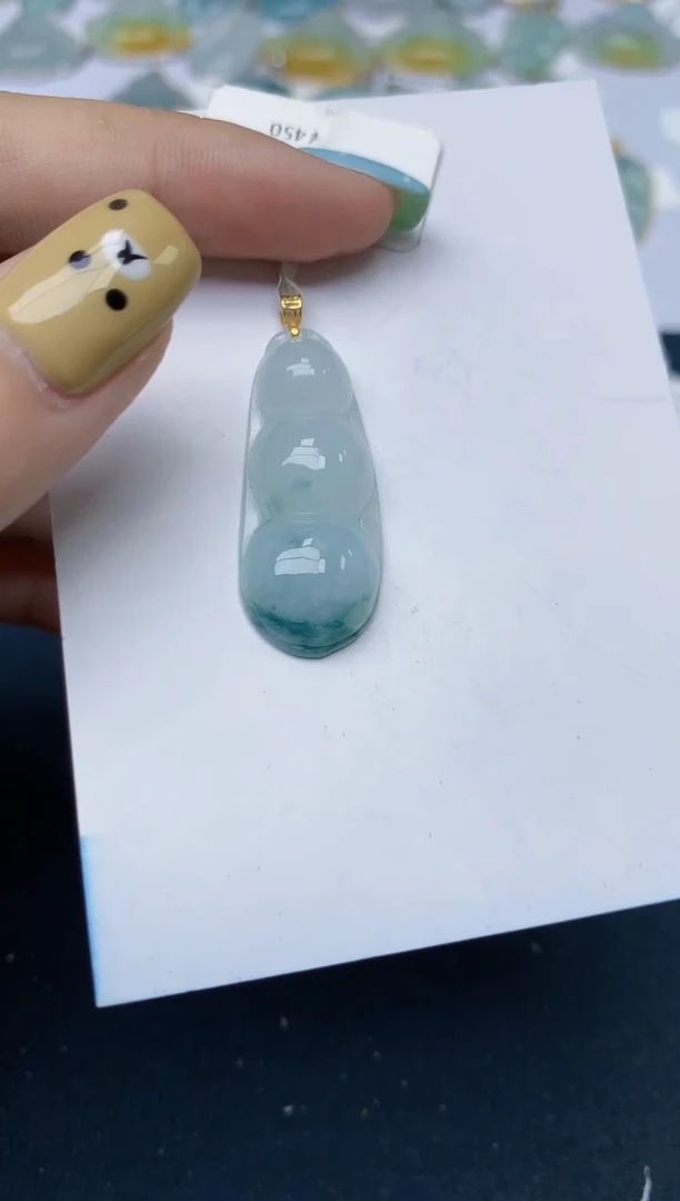 翡翠18K金镶嵌颈饰天然翡翠A货