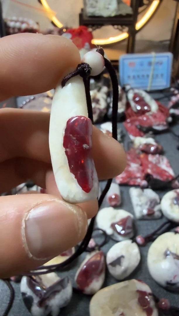 【闪购商品】天然辰砂大晶砂随行吊坠1