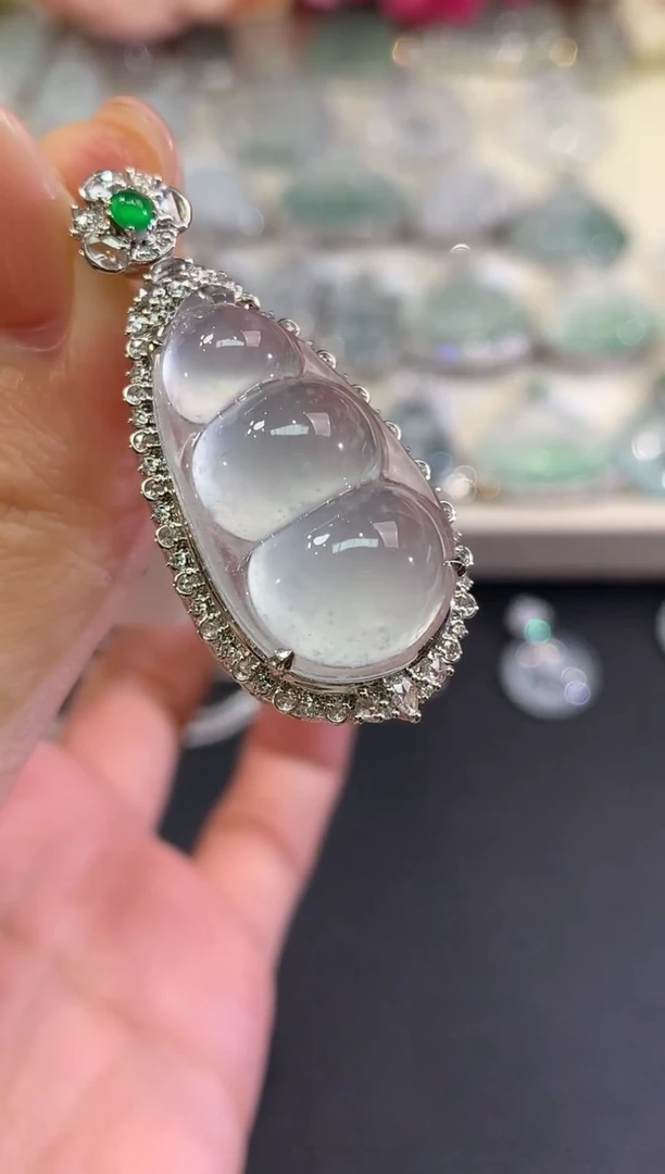 吊坠(不含链)18K金镶嵌翡翠a86