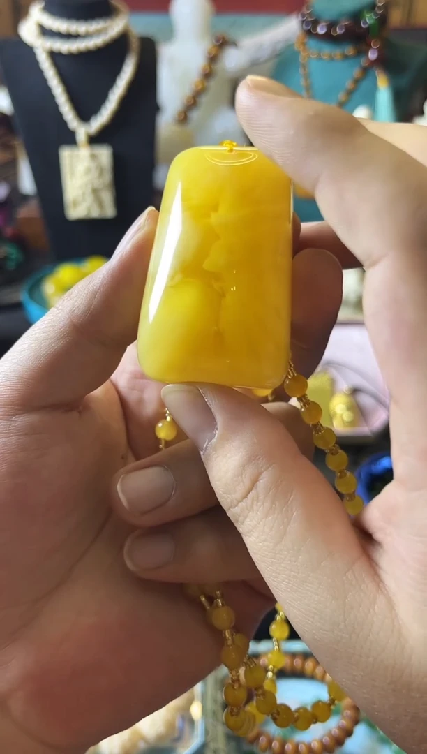 【闪购商品】蜜蜡吊坠(赠链)未镶嵌心心主播大力推荐——123