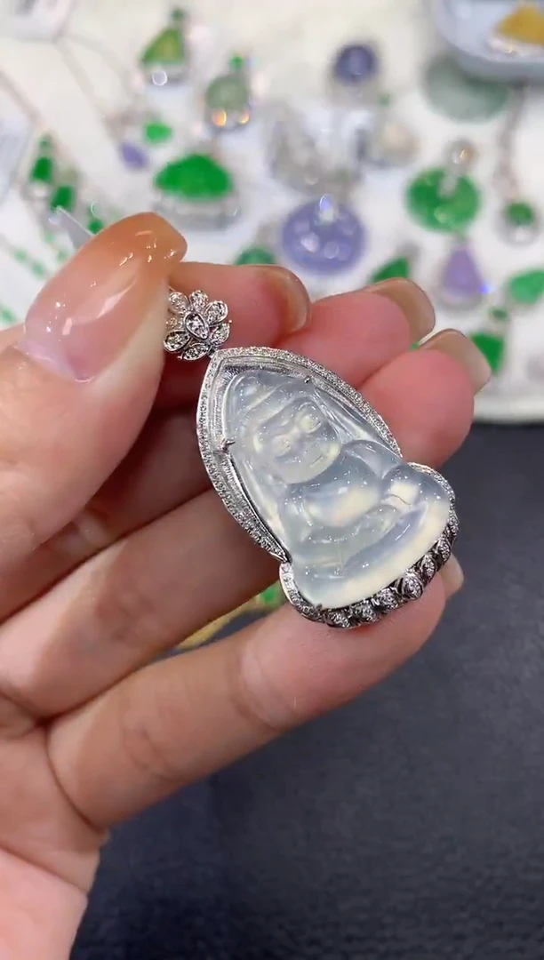 吊坠(不含链)18K金镶嵌翡翠A90