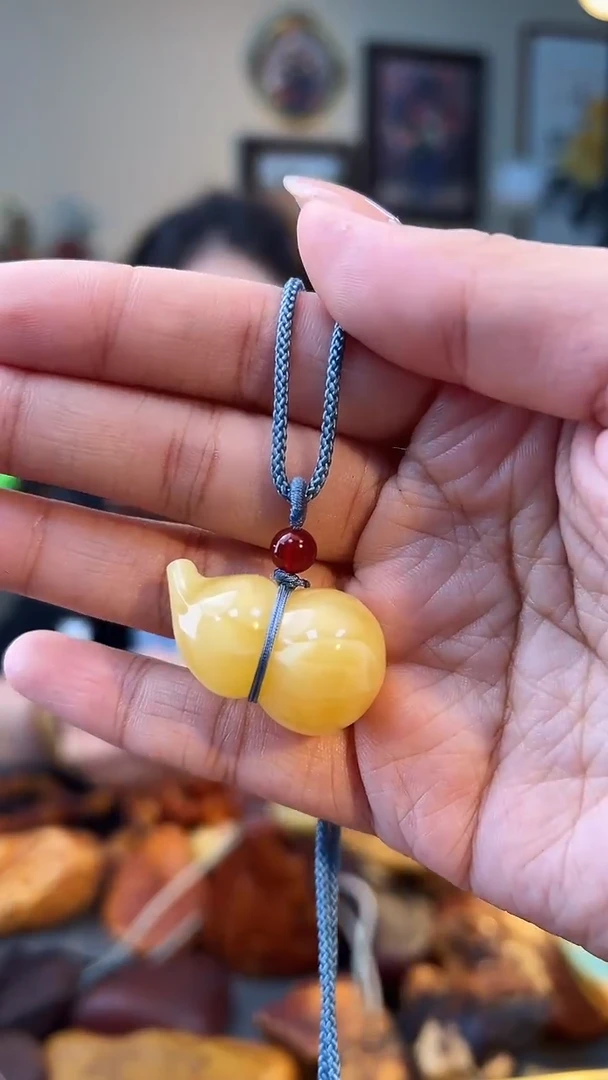 蜜蜡颈饰未镶嵌成品