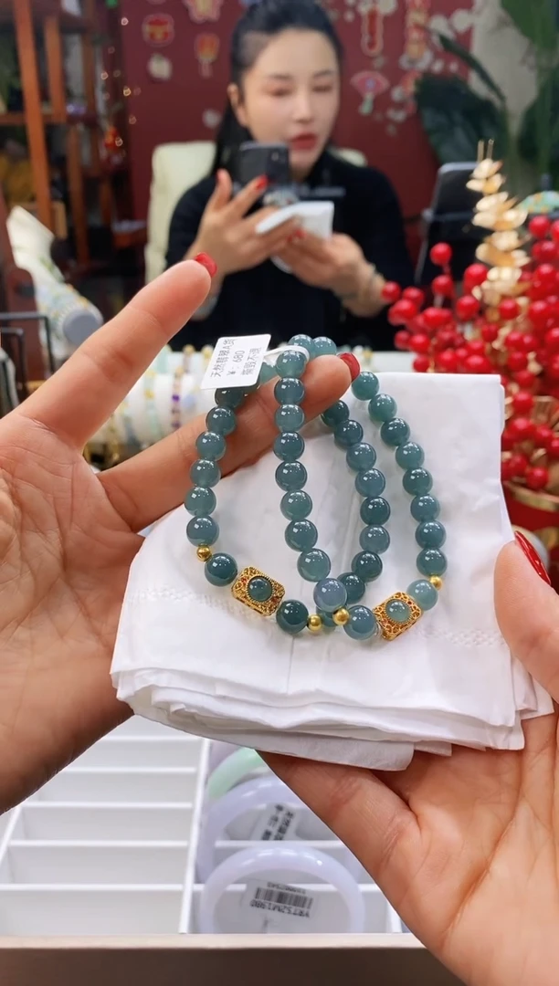 【闪购商品】翡翠手串18K金镶嵌68海蓝之谜手串多样性发其一