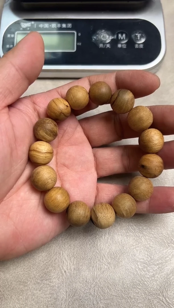 沉香手串107老惠安圆珠单圈13mm12g+，多样性发其一