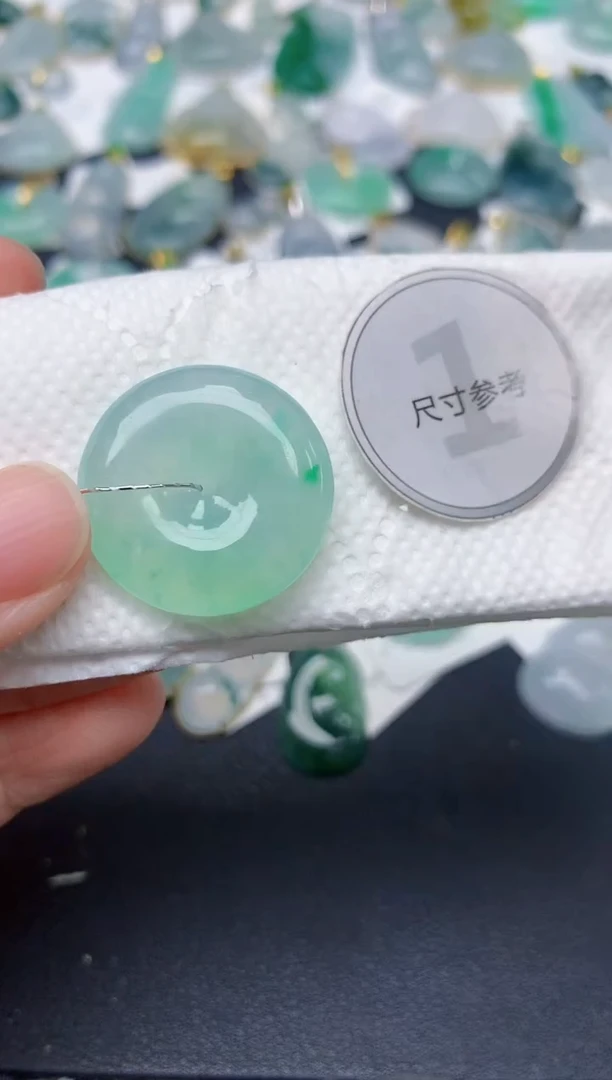 颈饰未镶嵌翡翠天然缅甸A货翡翠