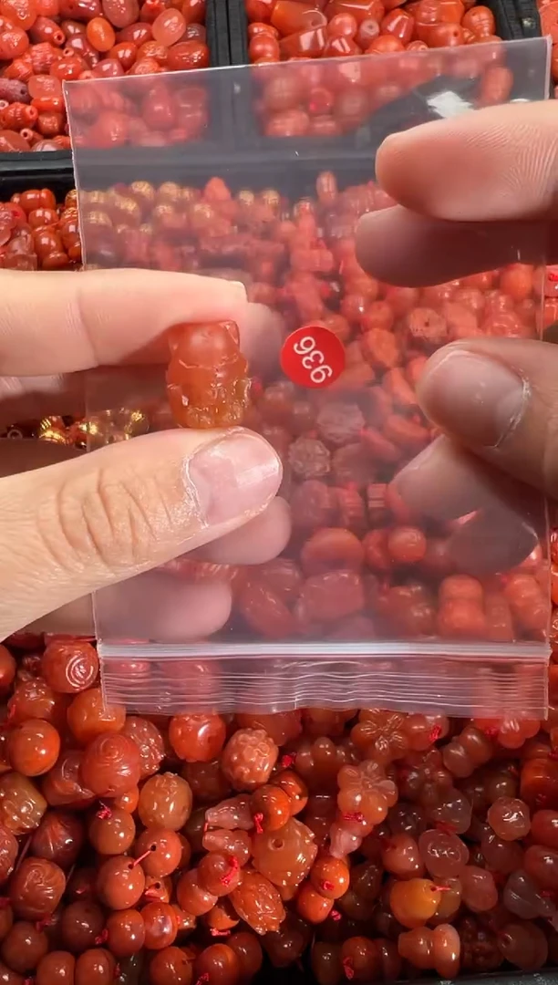 【闪购商品】南红玛瑙颈饰未镶嵌1