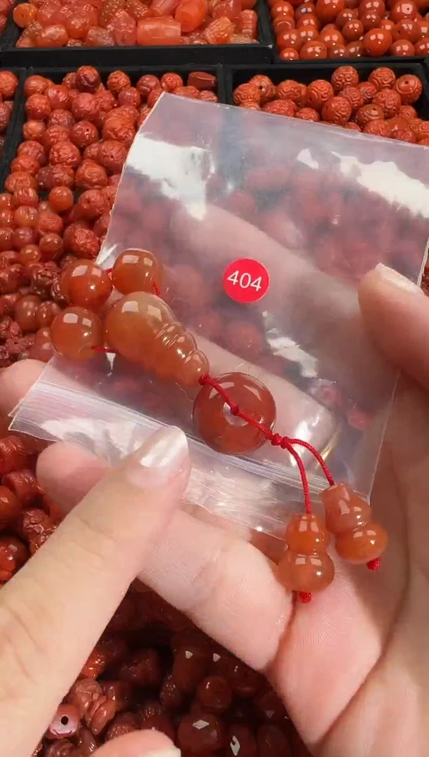 颈饰未镶嵌南红玛瑙1