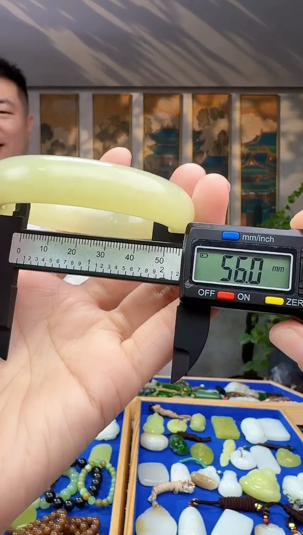 未镶嵌和田玉挂件拍一发一