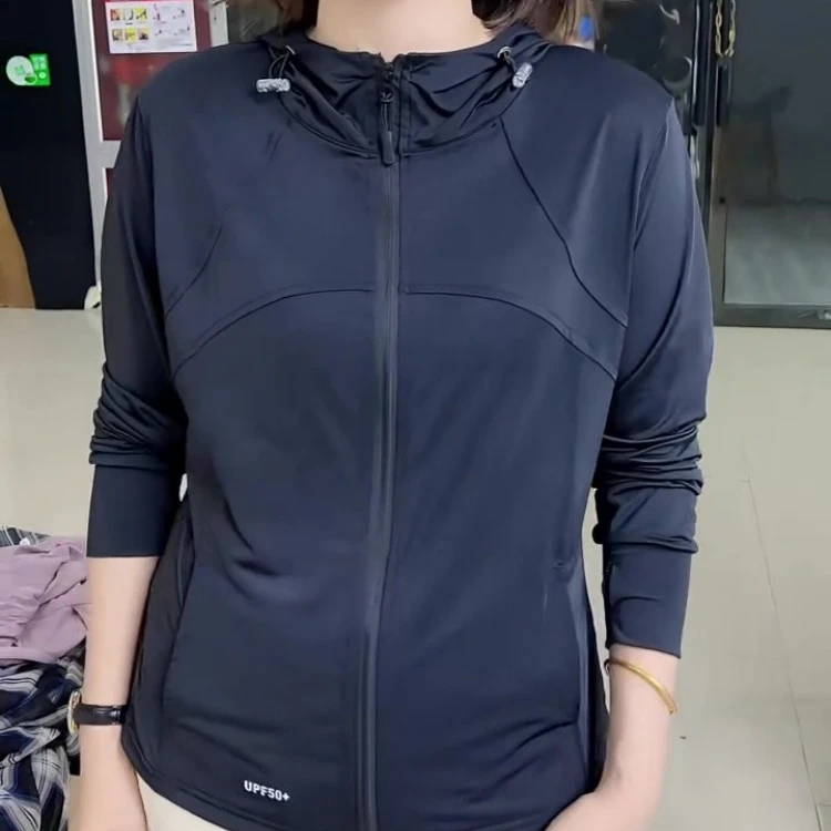 夏季纯色百搭连帽长袖防晒衣女宽松显瘦气质休闲薄款外套通勤上衣