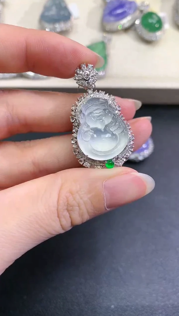 【闪购商品】翡翠颈饰18K金镶嵌C221