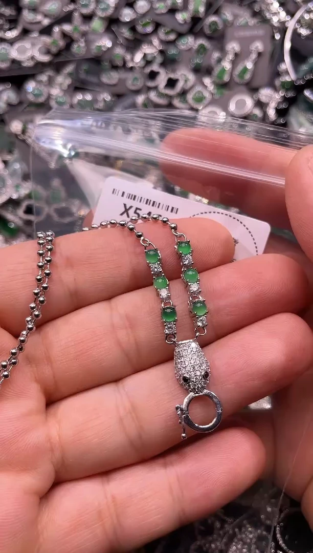 翡翠未镶嵌颈饰X546项链