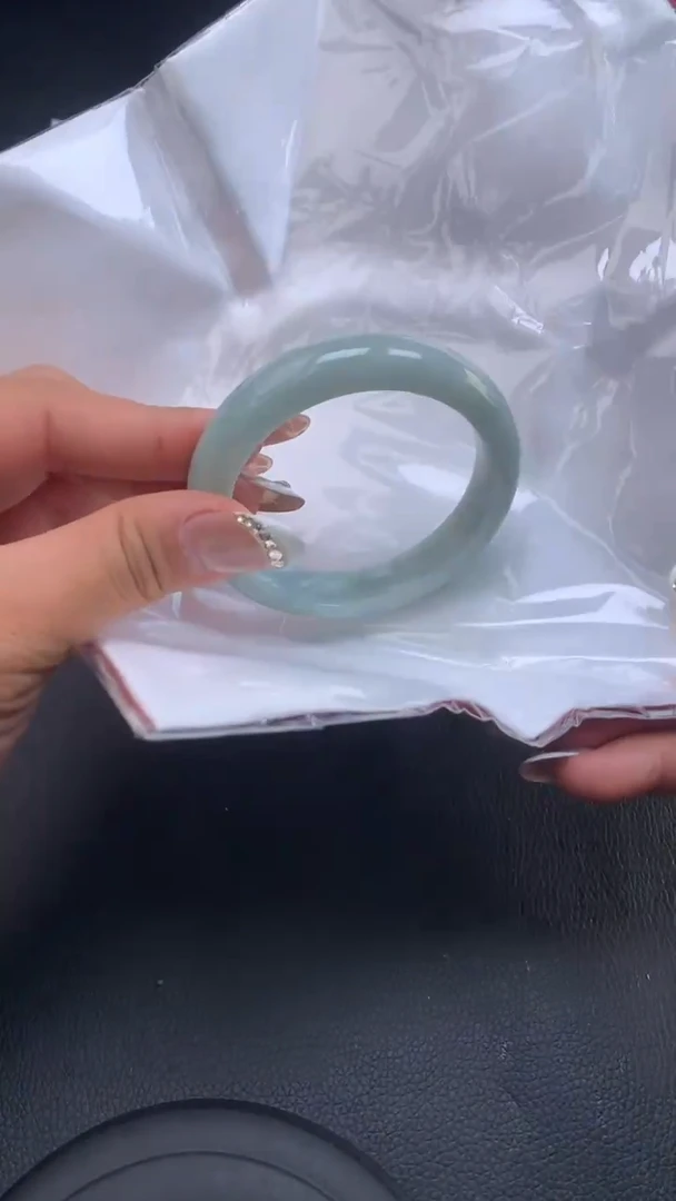 【闪购商品】翡翠手镯未镶嵌天然缅甸A货翡翠手镯