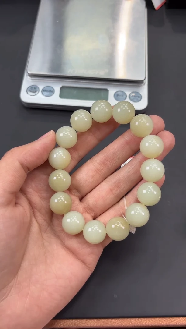 【闪购商品】和田玉手串未镶嵌且末微色差迪克兰卡14M