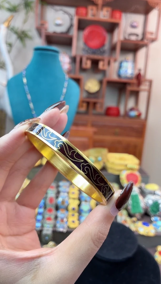 非遗手工景泰蓝方镯子58红色