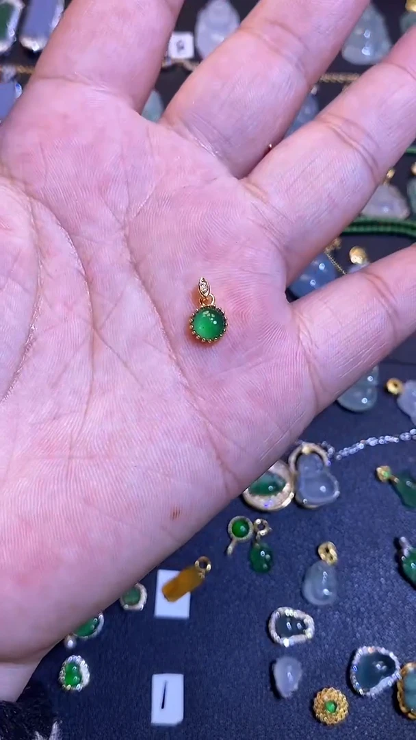 【闪购商品】翡翠吊坠(不含链)银S925镶嵌1