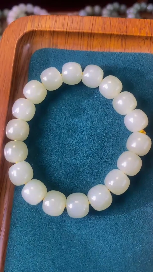 手串未镶嵌和田玉新疆和田玉手串（卡10）