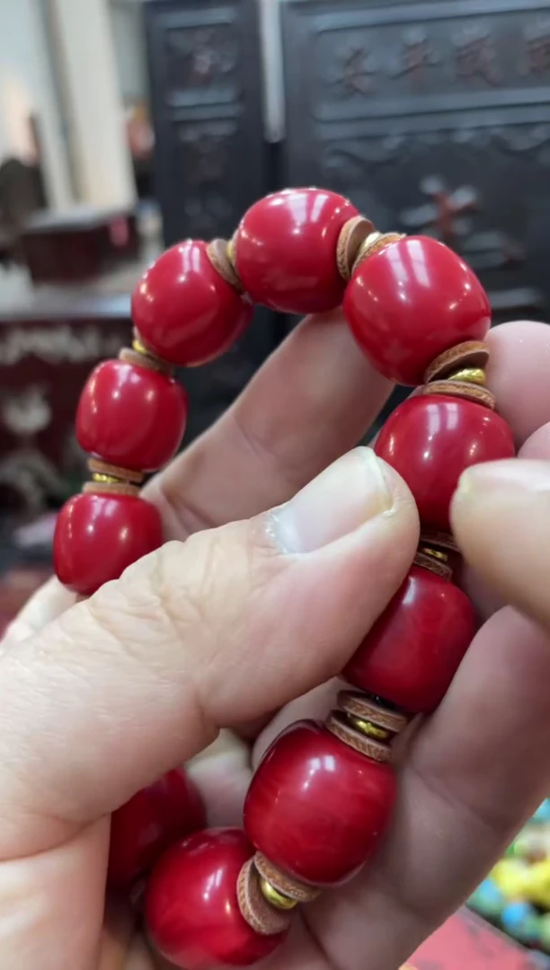 【闪购商品】木红姑娘手串大带礼盒