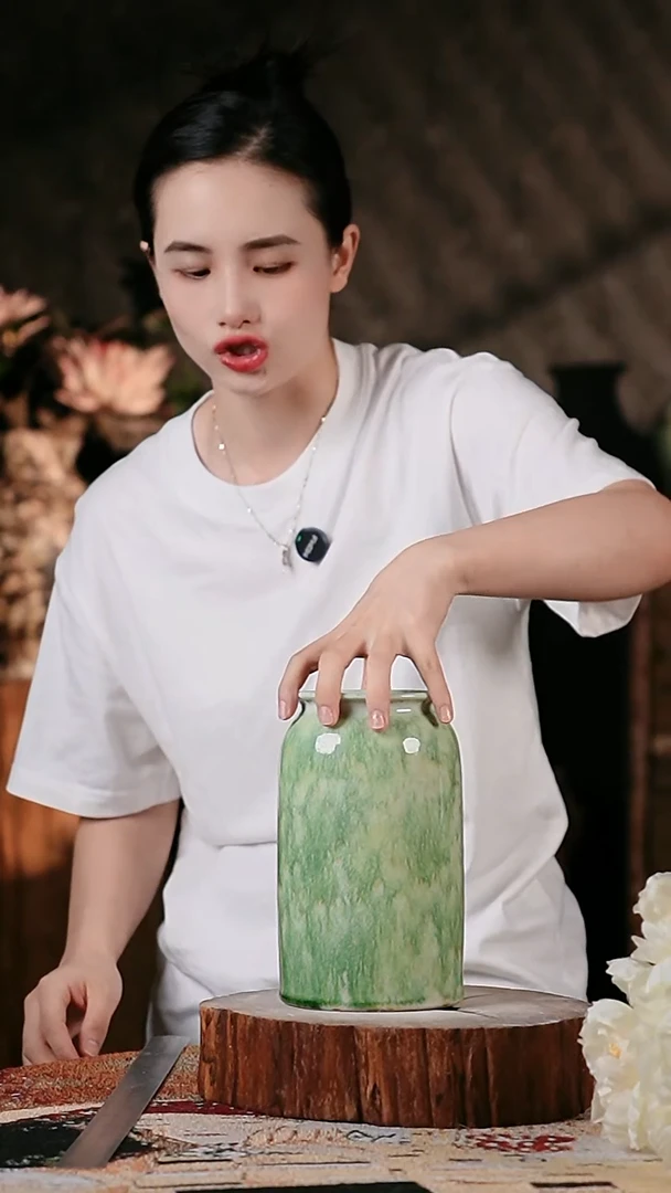 摆件景德镇高温陶瓷微瑕花器10*20
