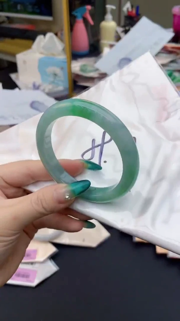 【闪购商品】翡翠手镯未镶嵌0062035521