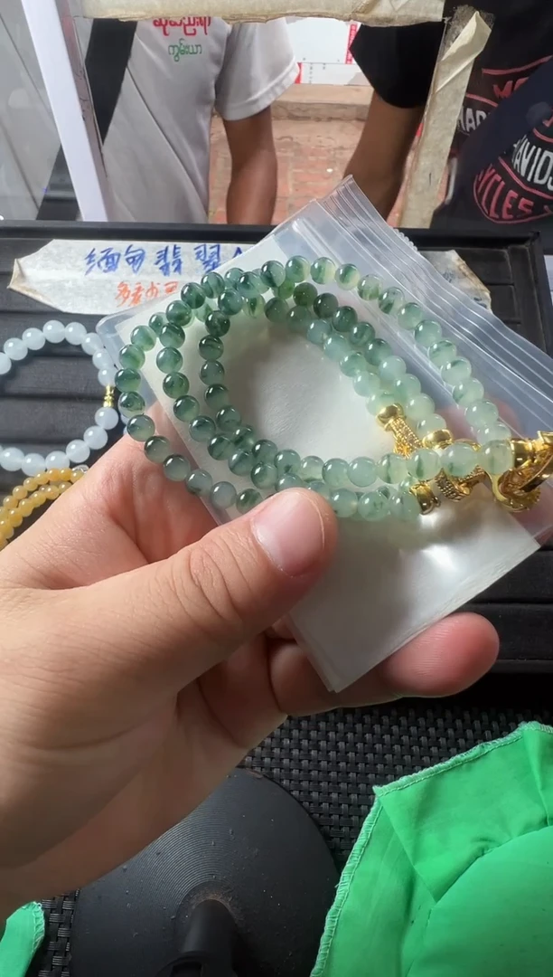 定制翡翠未镶嵌缅甸天然翡翠A货