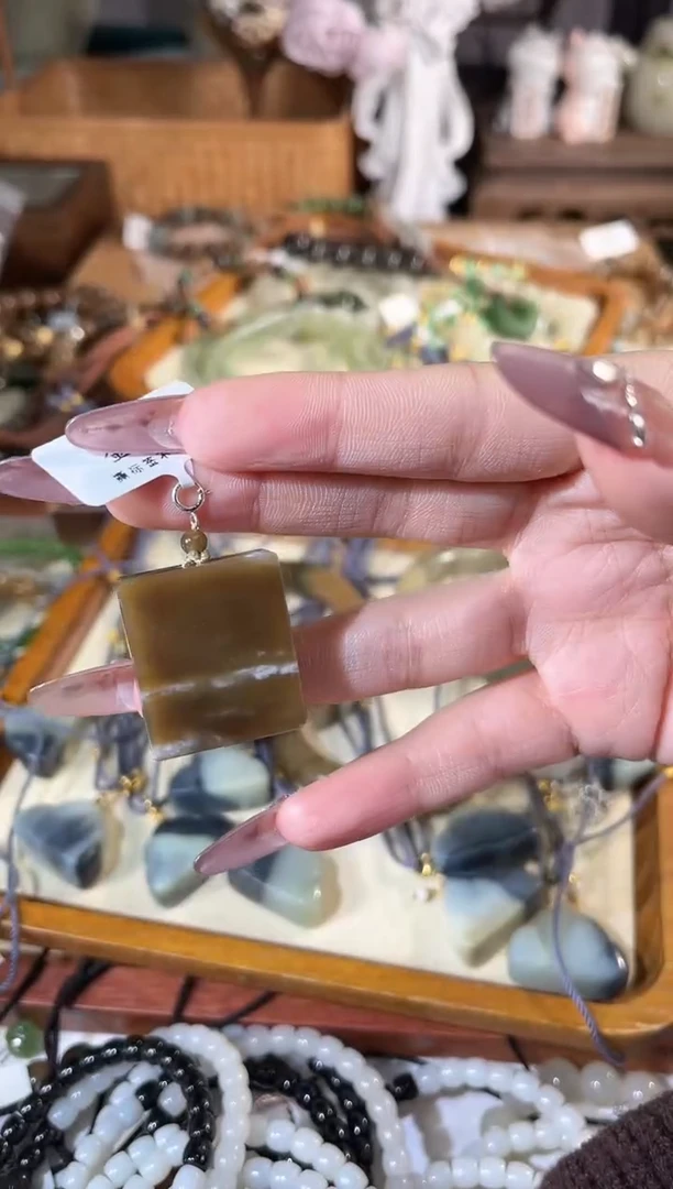 吊坠(不含链)银S925镶嵌和田玉柠***?多样性发其一孤品默认微瑕