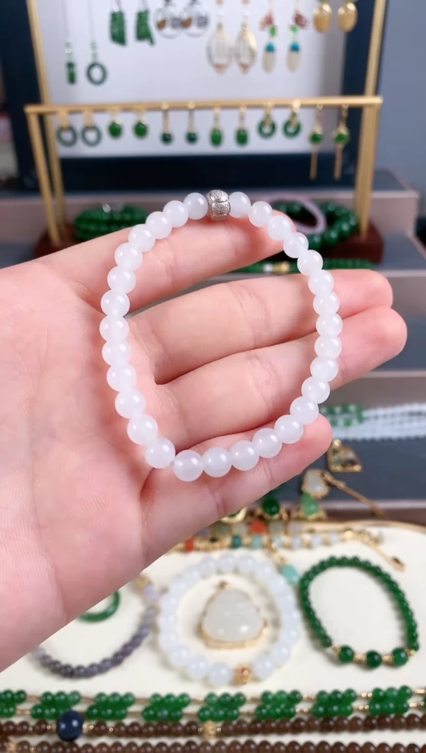 未镶嵌手链和田玉1