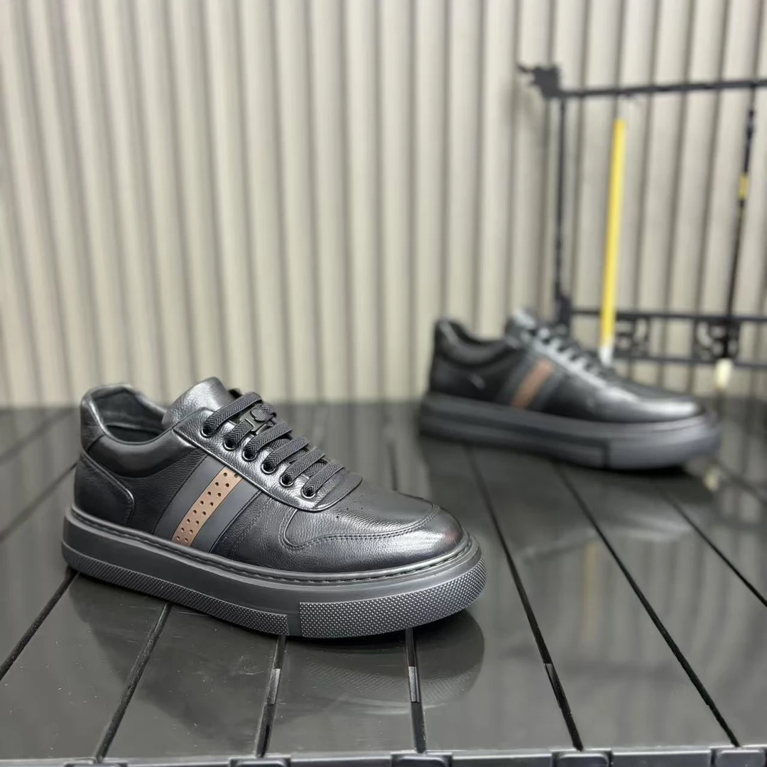 2025年早春新款高端精致轻奢百搭时尚男士皮鞋真皮商务休闲皮鞋