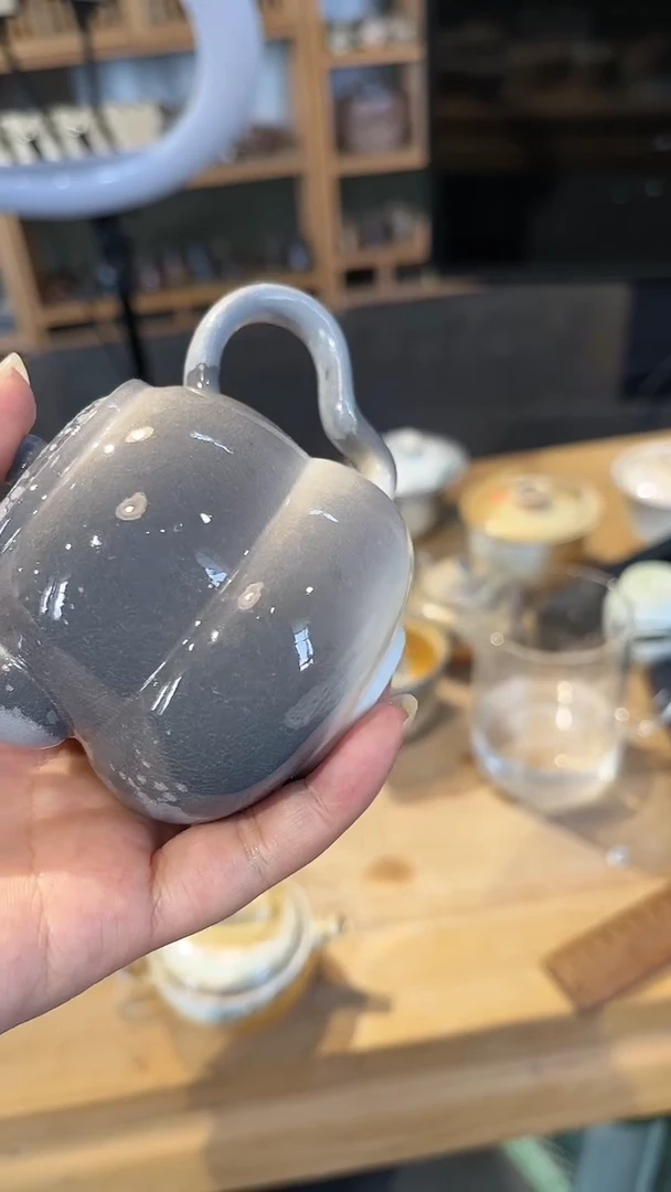 【闪购商品】壶438号容量100-110ML