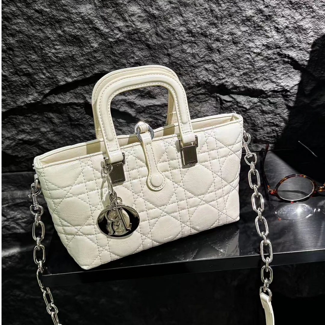 2025春夏新款潮流腋下百搭网红复古单肩斜挎包时尚女包 5371