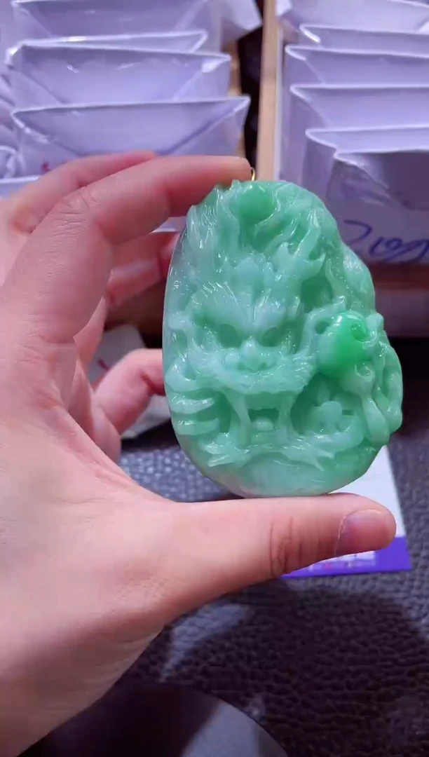 颈饰未镶嵌翡翠00000266