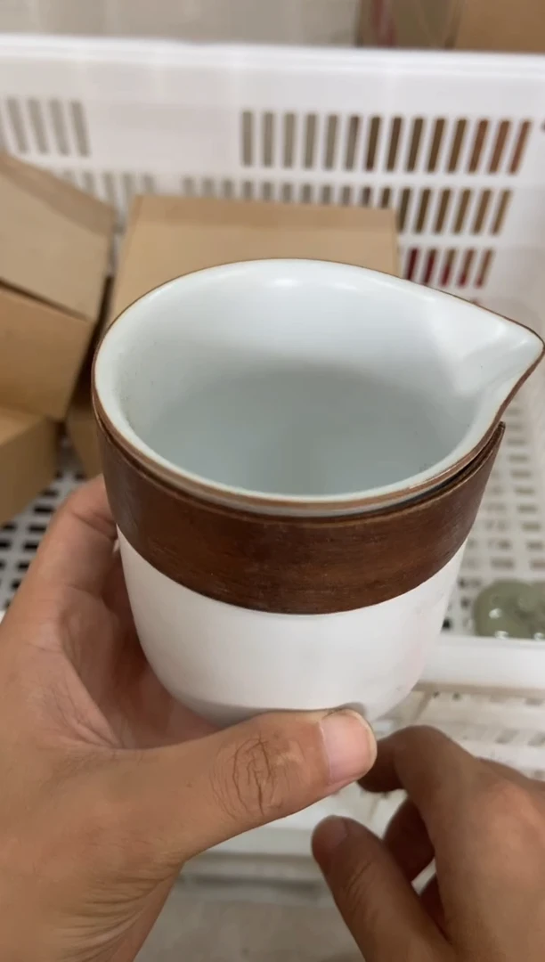 杯无运费险有瑕疵的摄影的产品有使用过的痕迹有点脏介意勿拍