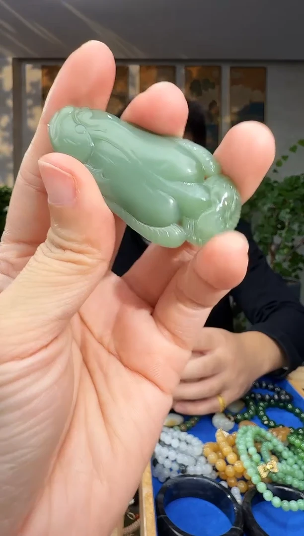 未镶嵌和田玉挂件拍一发一