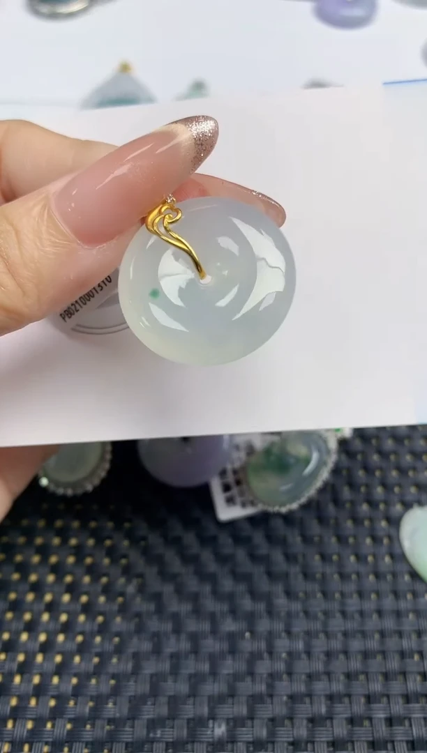 颈饰18K金镶嵌翡翠天然缅甸A货翡翠百元以上9元证书费自理