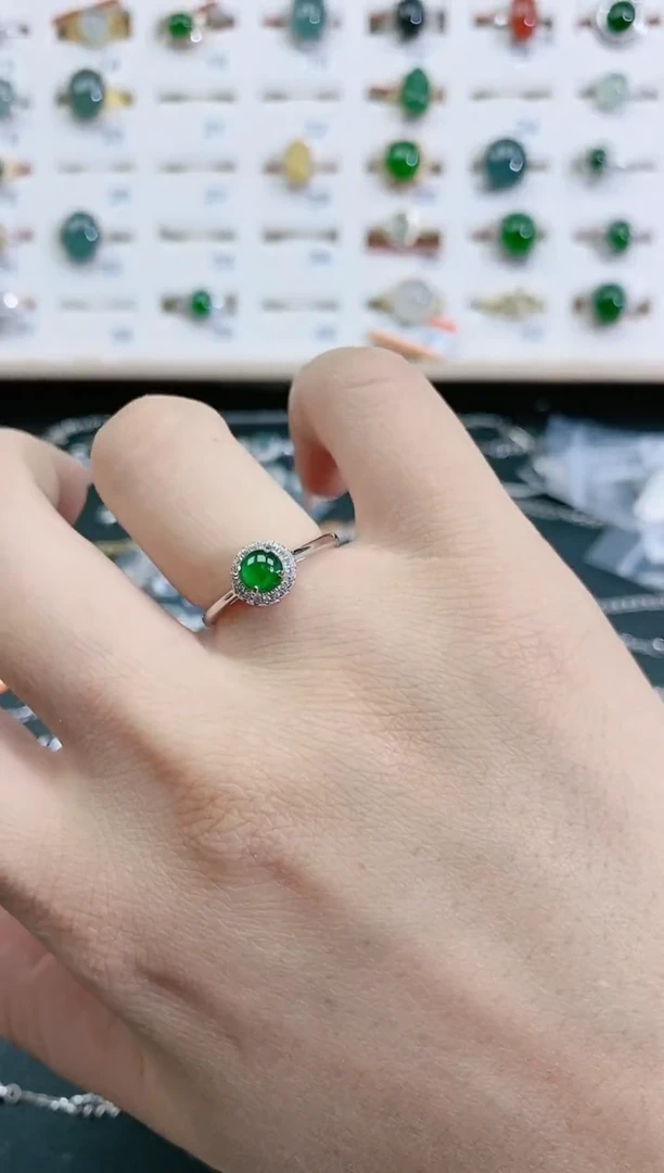 翡翠戒指银S925镶嵌天然翡翠