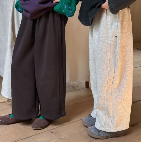 in 爱:mx25秋韩系儿童百搭直筒卫裤男童宽松休闲裤可收口裤子701