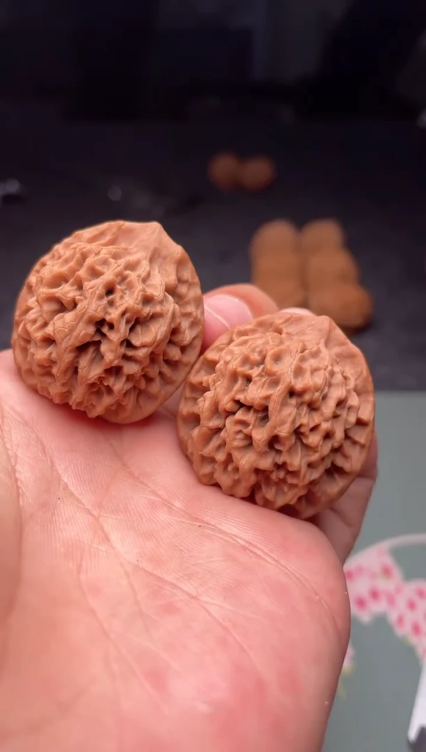 把件文玩核桃a256  秦闷  33尺