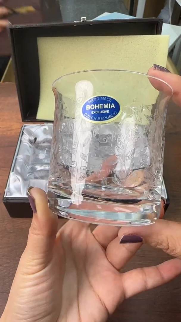 用****2谁的青春缺了该有的滚烫