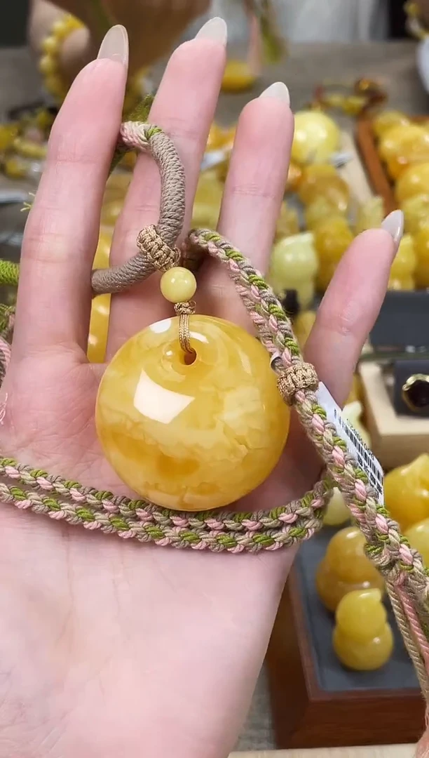 未镶嵌琥珀裸石 多样性发货发其一J 25