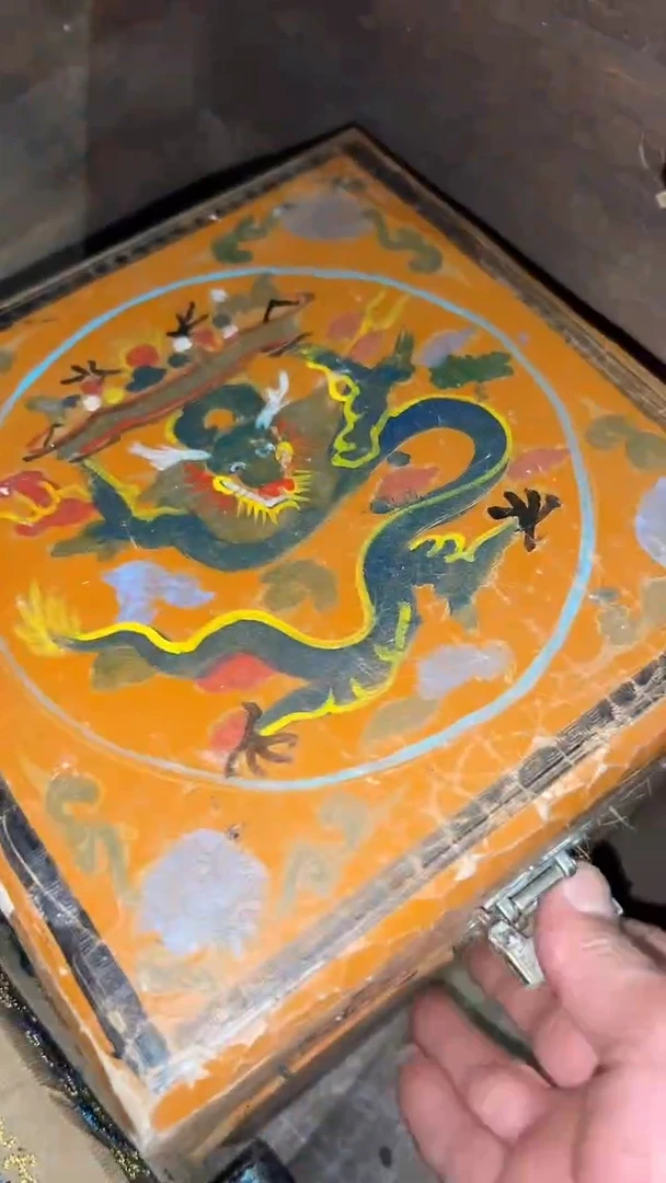 摆件一个  【绍文】