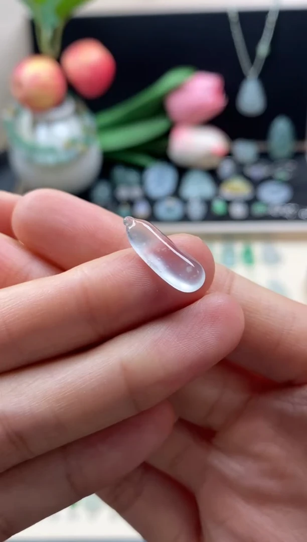 翡翠未镶嵌颈饰翡翠冰种福瓜