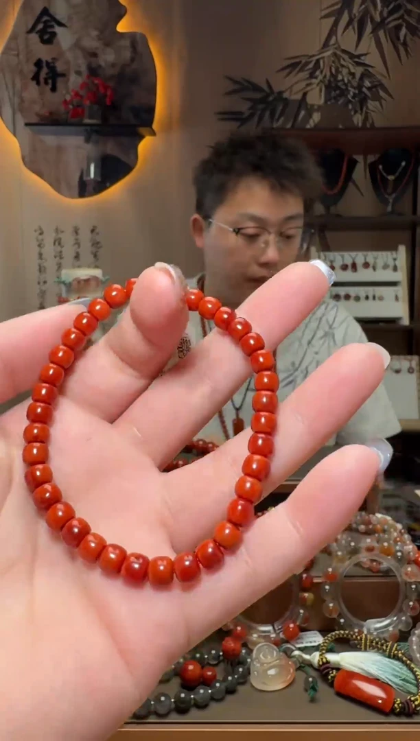未镶嵌原矿无优化无注胶手串南红玛瑙一条约6mm