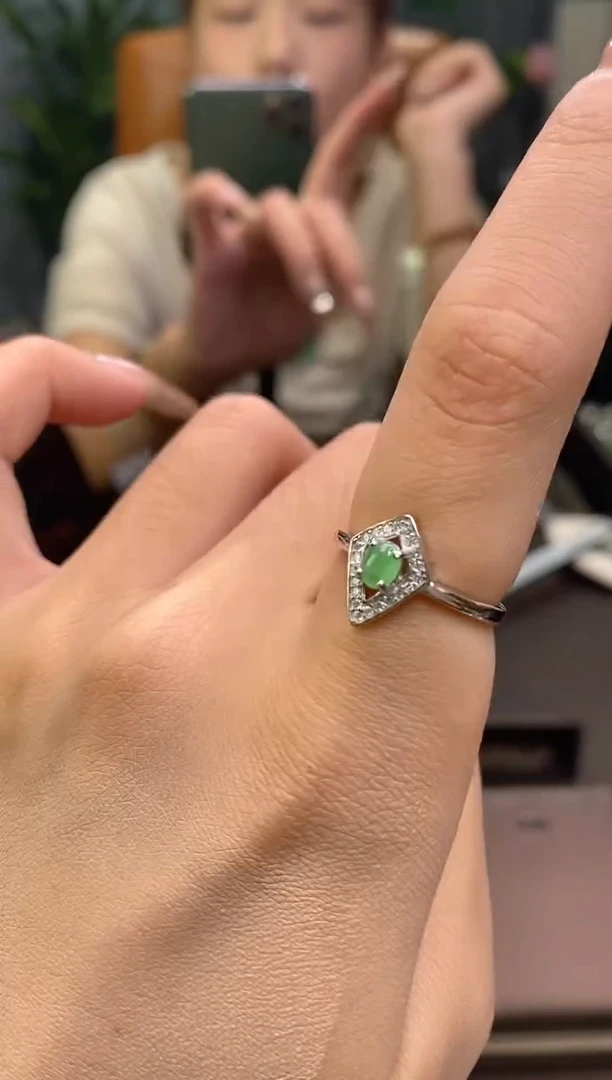 颈饰银S925镶嵌翡翠净货15979