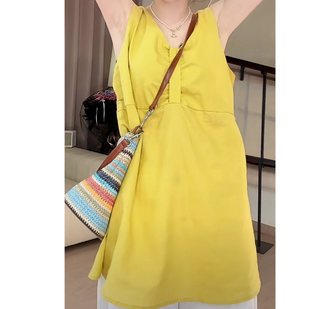 韩系休闲显瘦时尚设计感百搭宽松减龄无袖上衣2025夏季新款无袖女