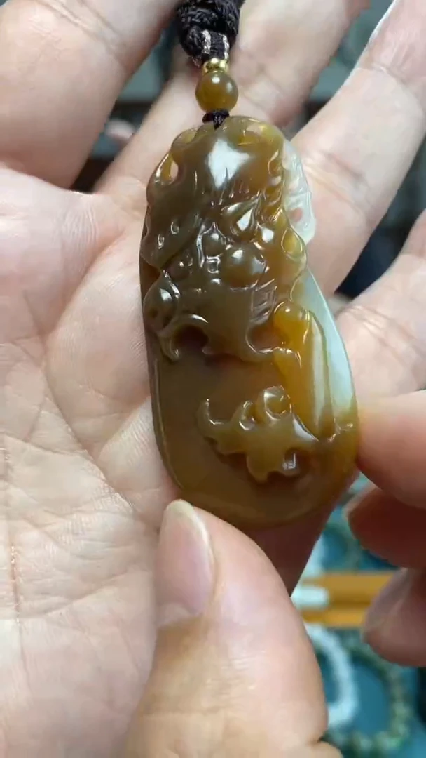 颈饰未镶嵌和田玉99
