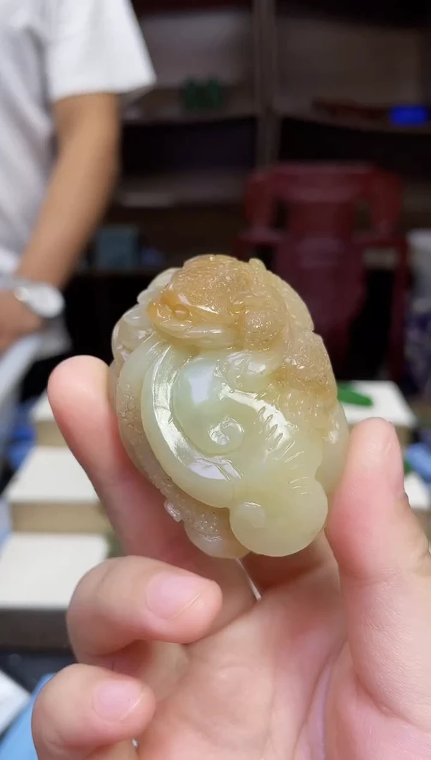 和田玉未镶嵌颈饰1