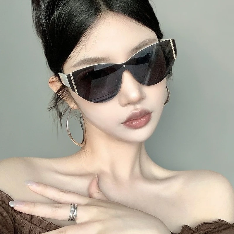 复古无框一体高级质感时尚猫眼墨镜女方圆脸显瘦新款太阳眼镜潮品