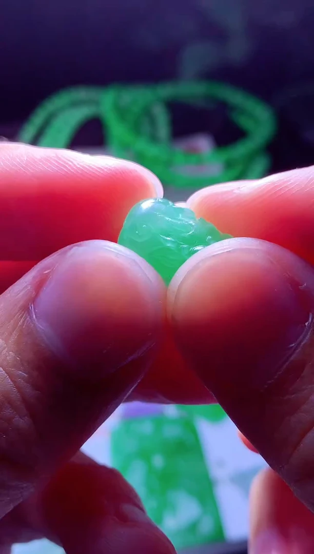 未镶嵌定制翡翠赵***#翡翠毛货定制