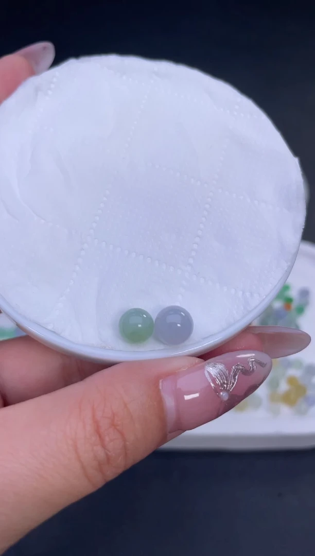 颈饰未镶嵌翡翠117卡8