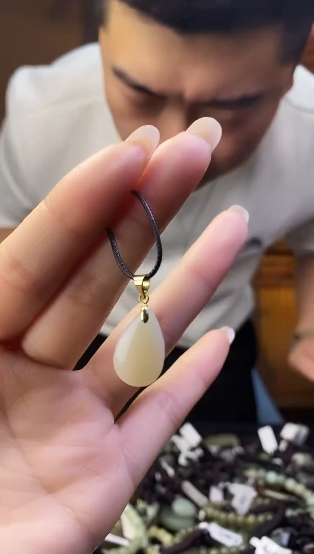 【闪购商品】和田玉颈饰未镶嵌多样性发货，拍一发一